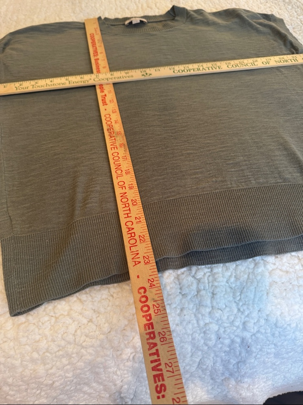 LOFT Women’s Short-Sleeve Knit Top in Olive, size medium - Picture 5 of 9